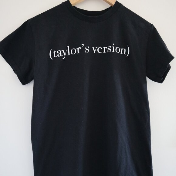 'taylor's version' T-shirt, black, S - Picture 1 of 3